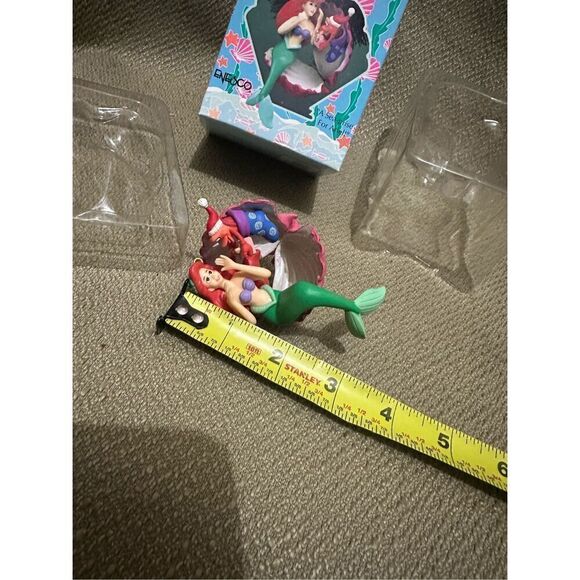 Enesco Disney The Little Mermaid Ornament A Sea-prise For Ariel Sebastian w Box - Picture 11 of 12